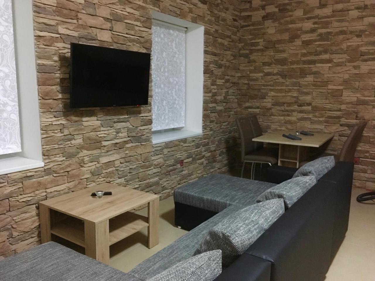 Apartmany Stone เวิร์บโน พอด ปราเดเดม ภายนอก รูปภาพ
